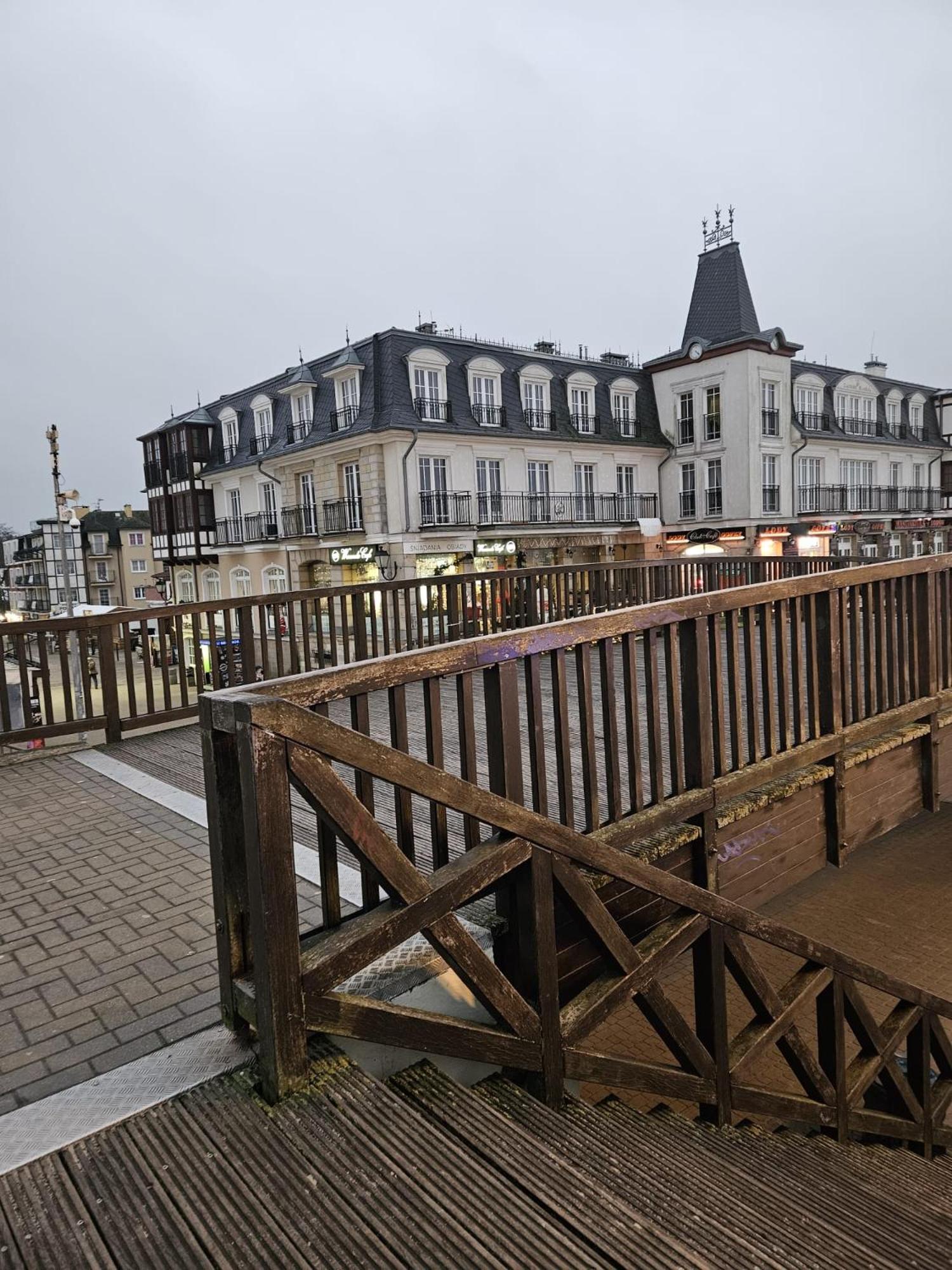 Apartament "Na Fali" 미엘노 객실 사진